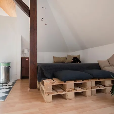 Apartment Komfort & Stil Ueber Weimars Daechern